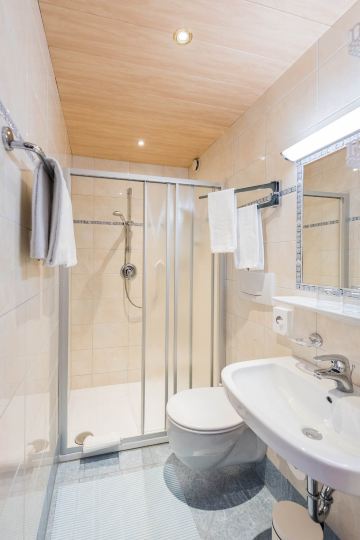 Hotel Garni Waldhof - Wohlfühlen am Lech-浴室