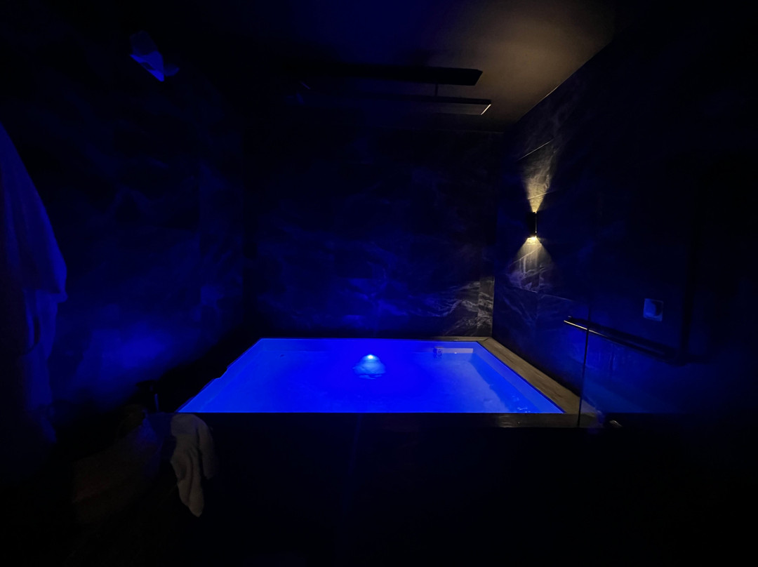 City Cave Float & Wellness景点图片