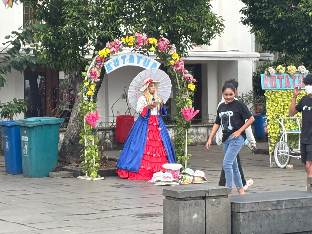 法塔西拉广场-雅加达必去景点