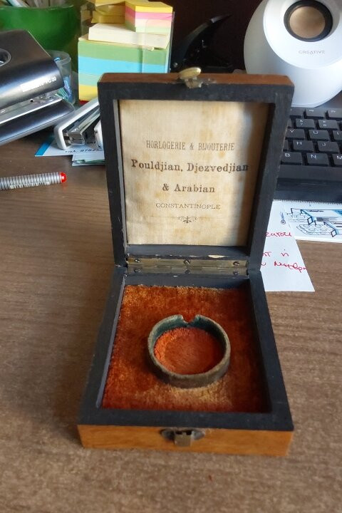 Antiques Mallcy-Kornos必去景点