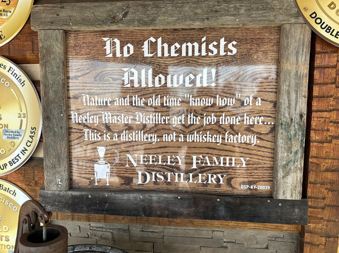 Neeley Family Distillery景点图片