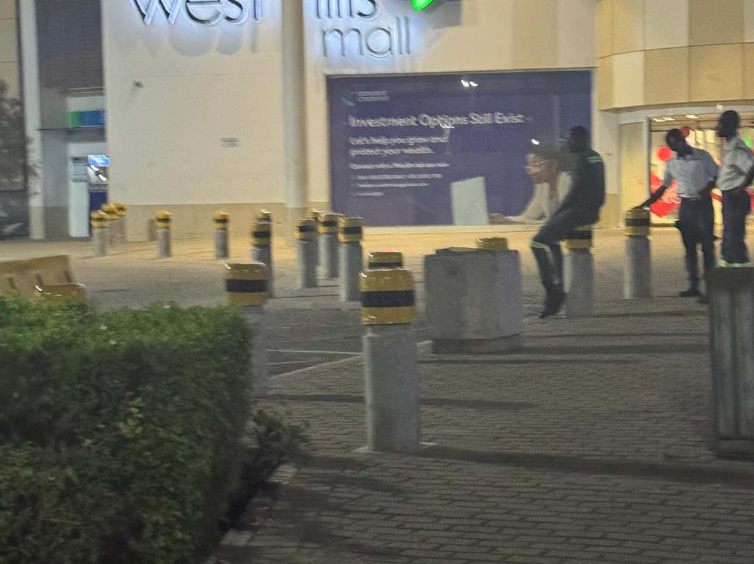 West Hills Mall-Weija必去景点
