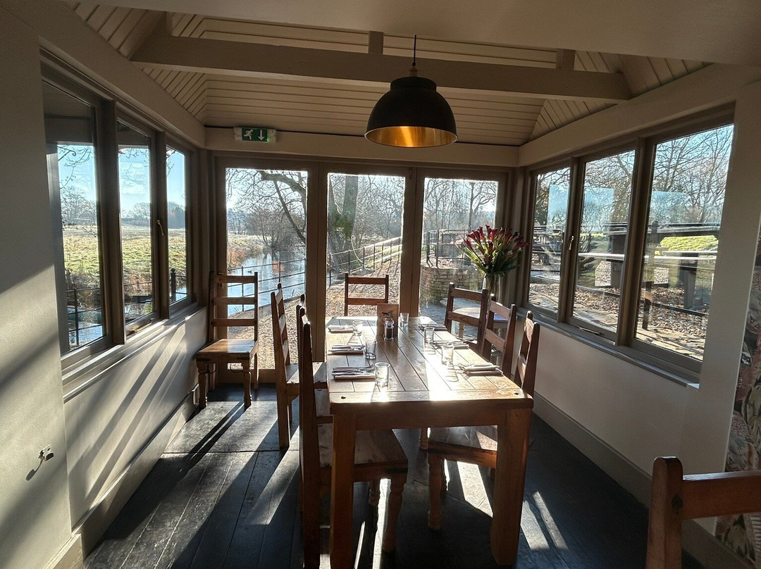 福克斯旅馆主图