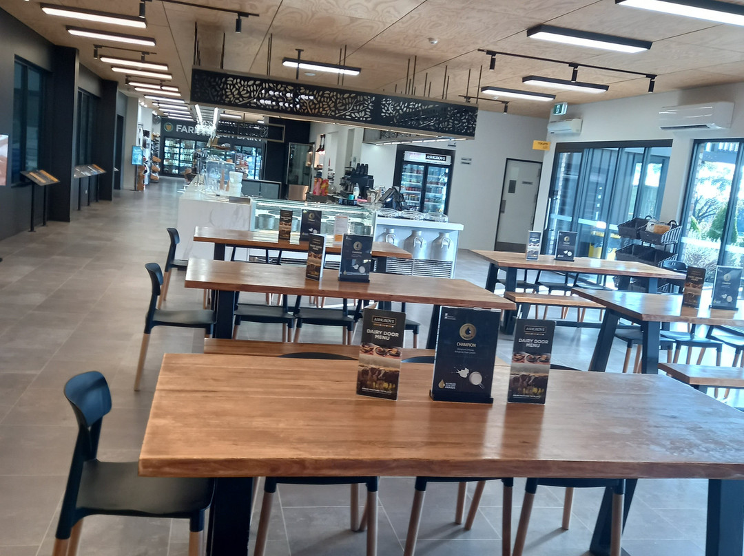 Ashgrove Cheese Dairy Door-Elizabeth Town必去景点