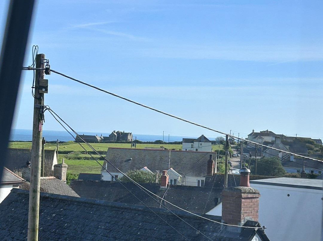 The Top House Inn主图