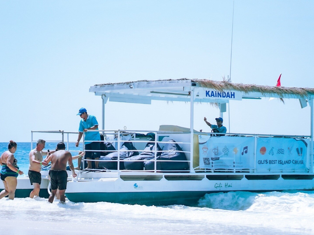 Gili Hai Cruises景点图片
