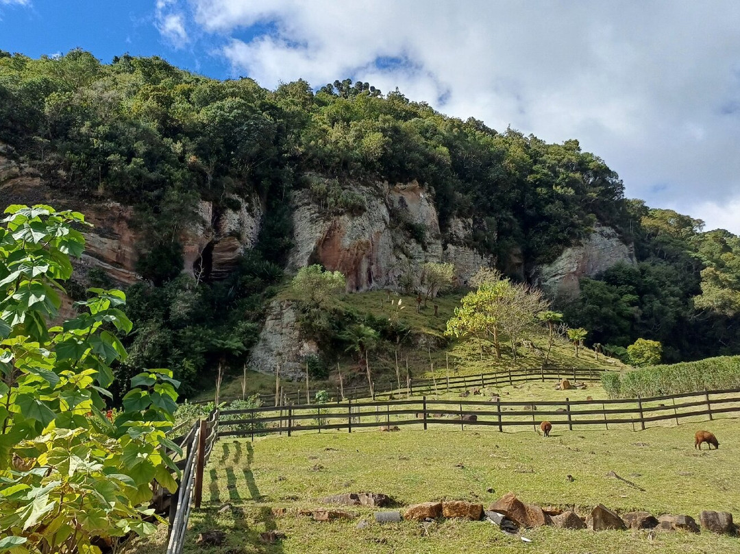 Caverna E Mirante Morro Azul-Urubici必去景点