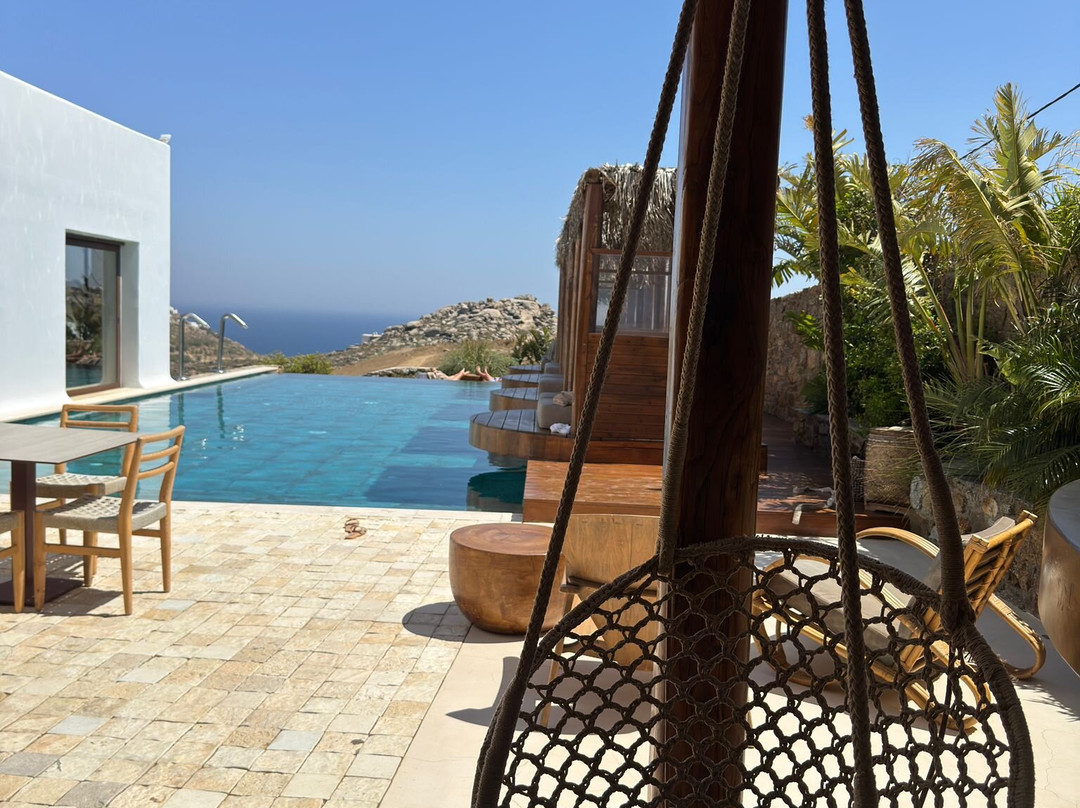 Charisma Hotel and Wellness Suites主图