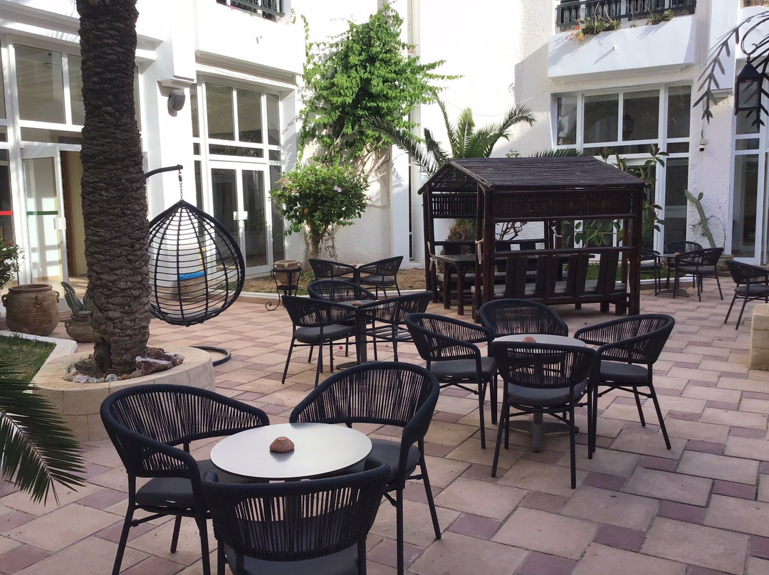 Hotel Al Jazira主图