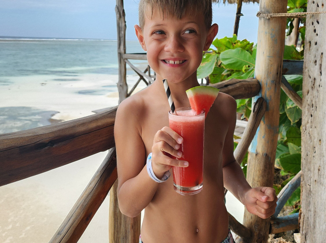 Andrea tours an safari-乌罗阿必去景点