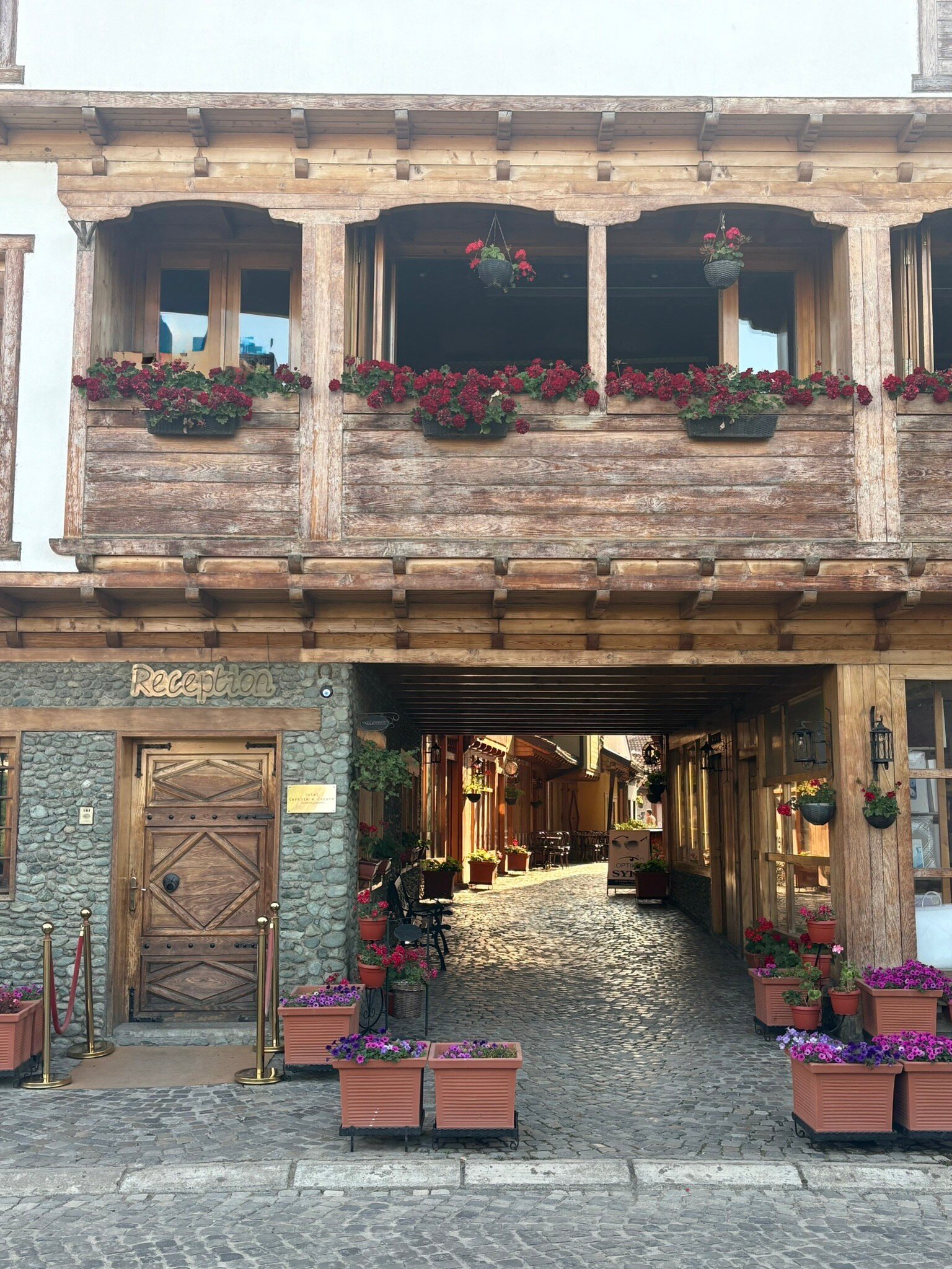 Hotel Carshia E Jupave-官方