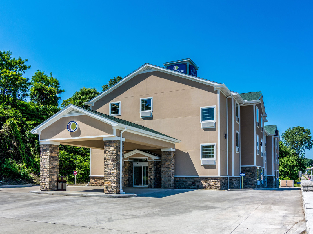 Cobblestone Hotel & Suites - Erie