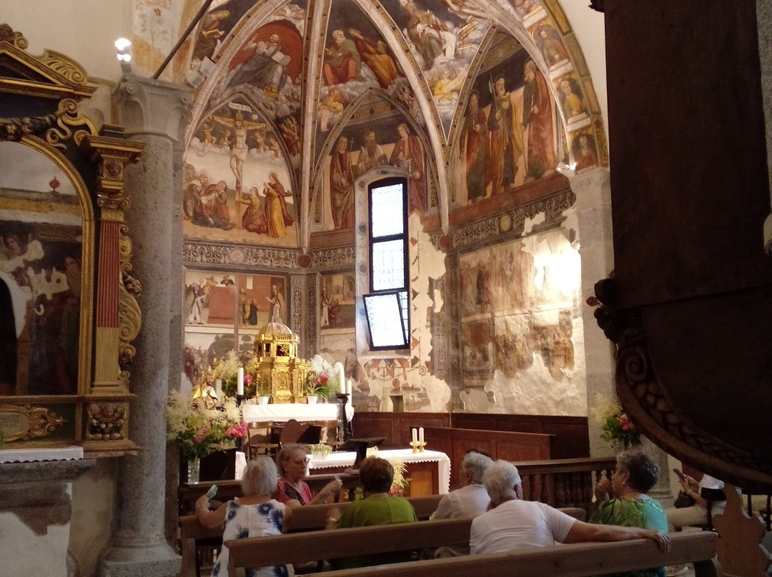 Chiesa di San Vigilio-平佐洛必去景点