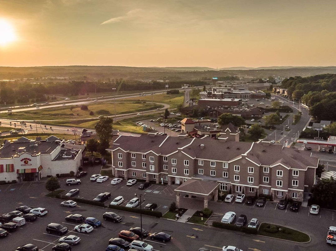 Comfort Inn & Suites