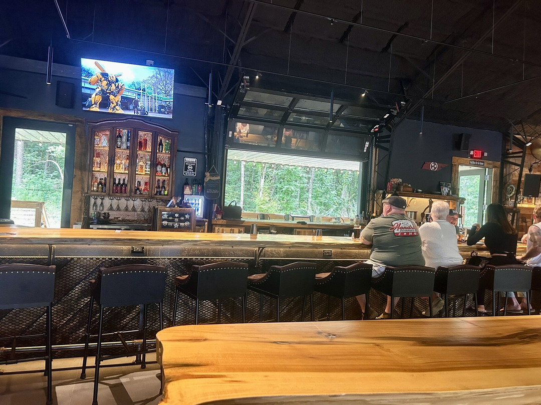 The Ugly Mug Bar And Grill