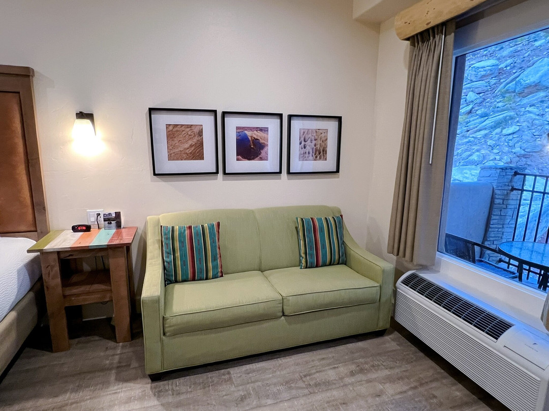 Bluff Dwellings Resort主图