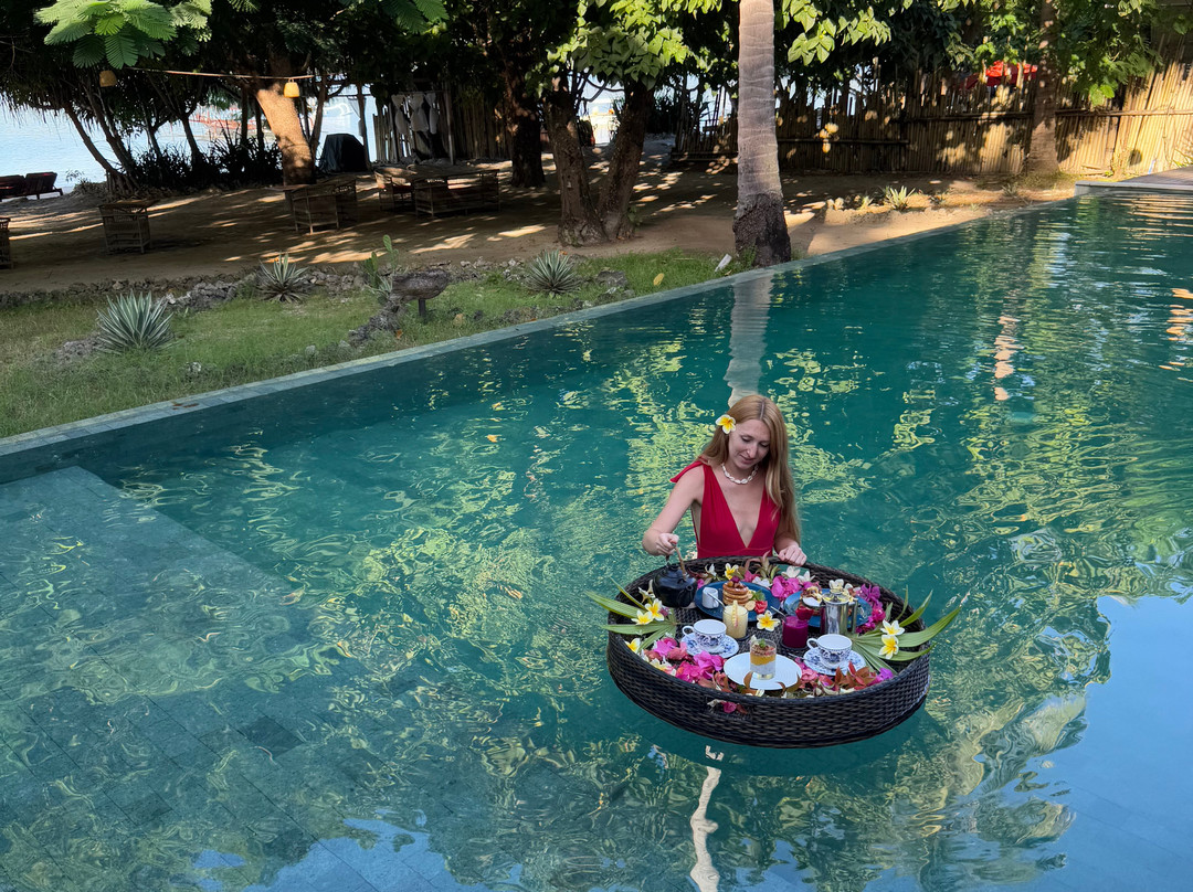 Amahelia Luxury Resort & Restaurant主图