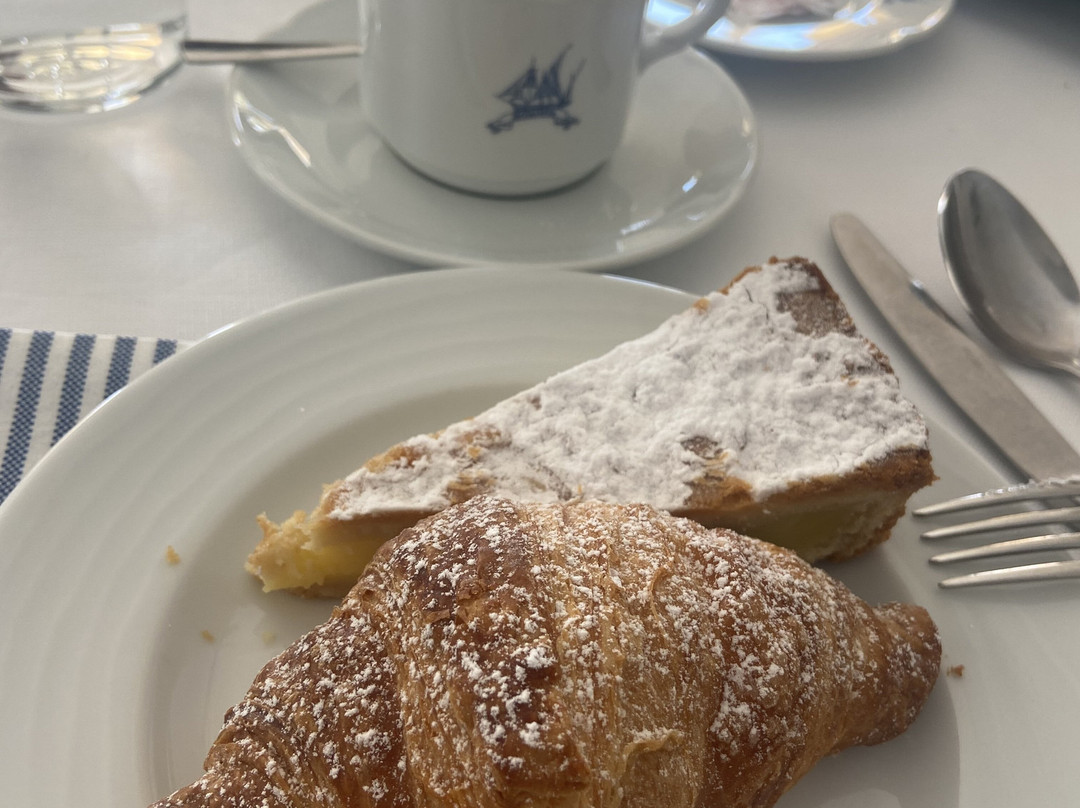 贝拉维斯塔酒店主图