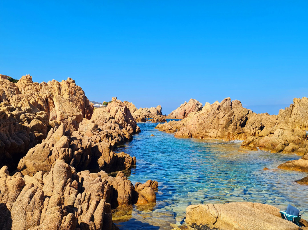 Spiaggia Li Baietti-Costa Paradiso必去景点