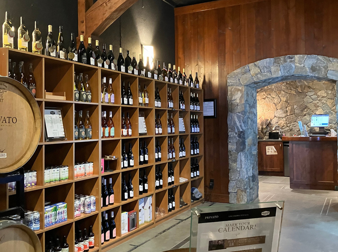 Privato Vineyard and Winery & Woodward Cider Co-坎卢普斯必去景点