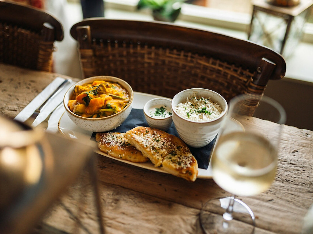 The Eliot Arms Hotel主图