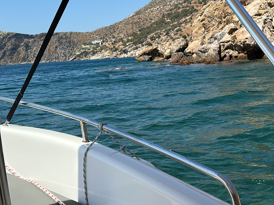 Flagman Service-Ormos Marathokampou必去景点