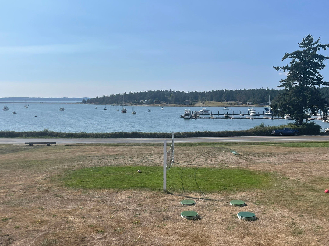 Lopez Islander Resort主图