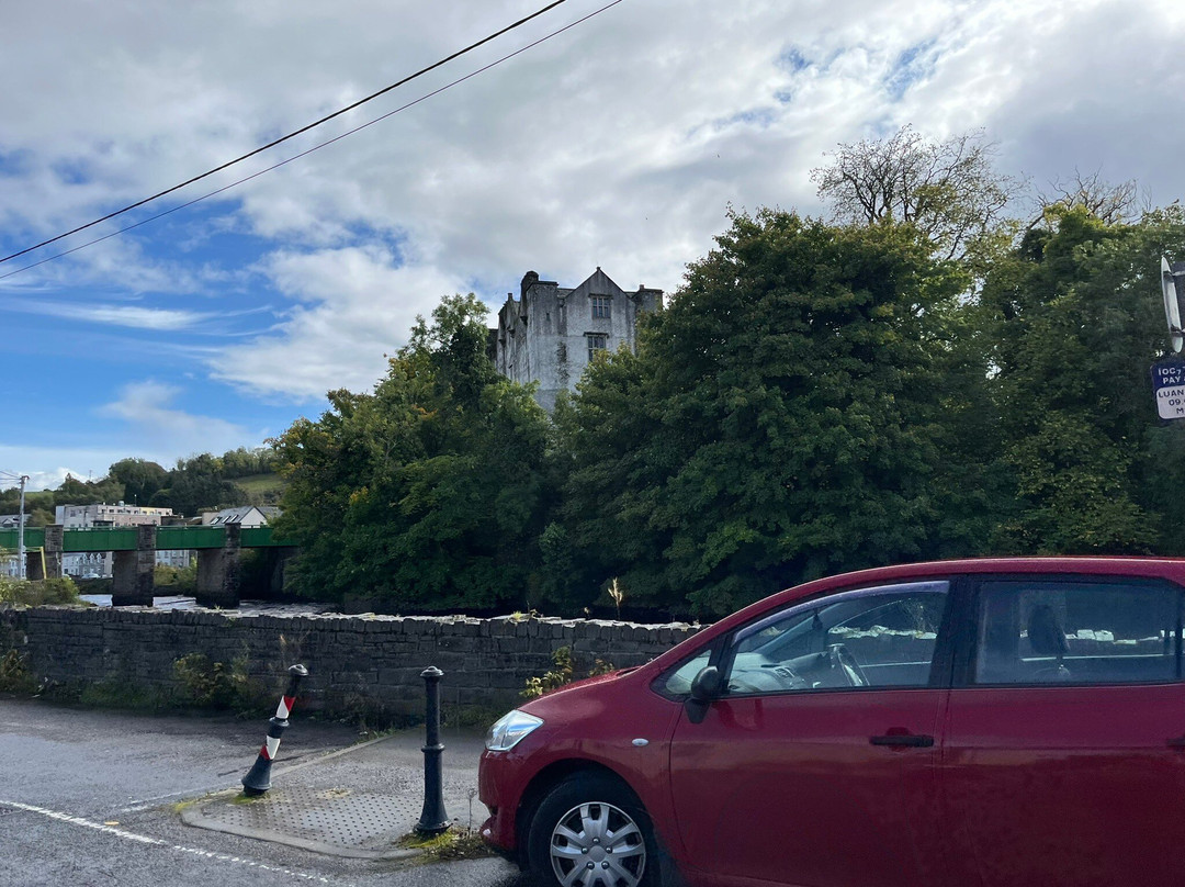 Donegal Castle-多尼戈尔城镇必去景点