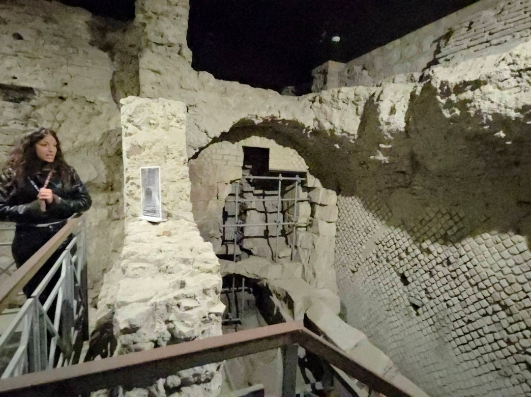 La Neapolis Sotterrata - Complesso Monumentale San Lorenzo Maggiore-那不勒斯必去景点
