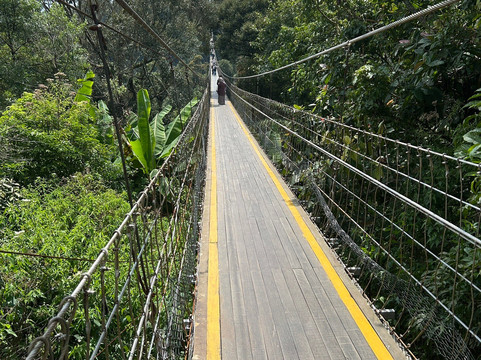 Enoss Travellers Tours-万隆必去景点