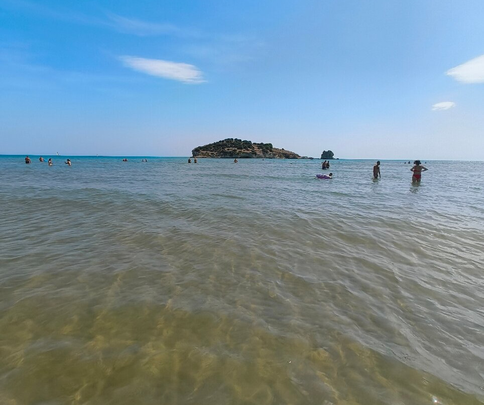 Spiaggia di Portonuovo-维耶斯泰必去景点