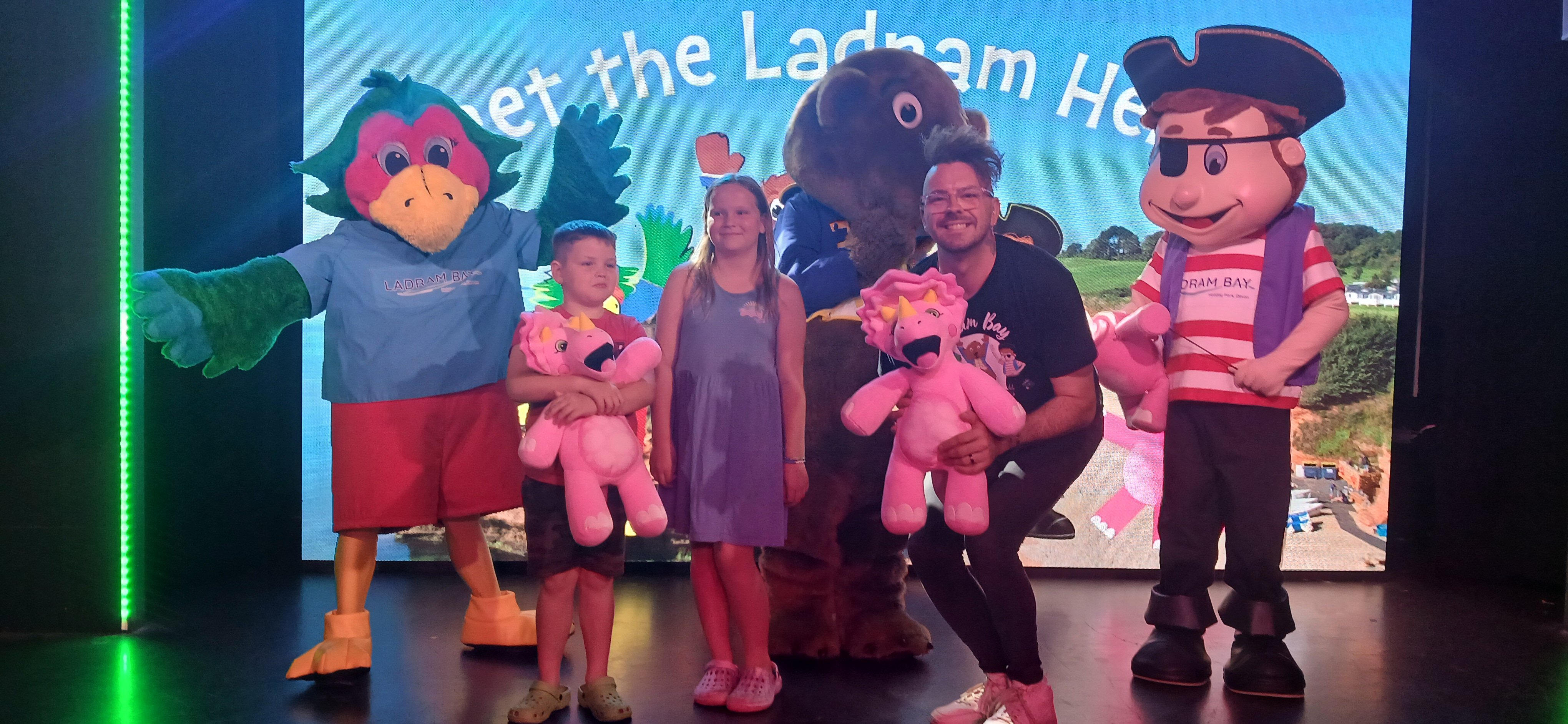 Ladram Bay Holiday Park-官方