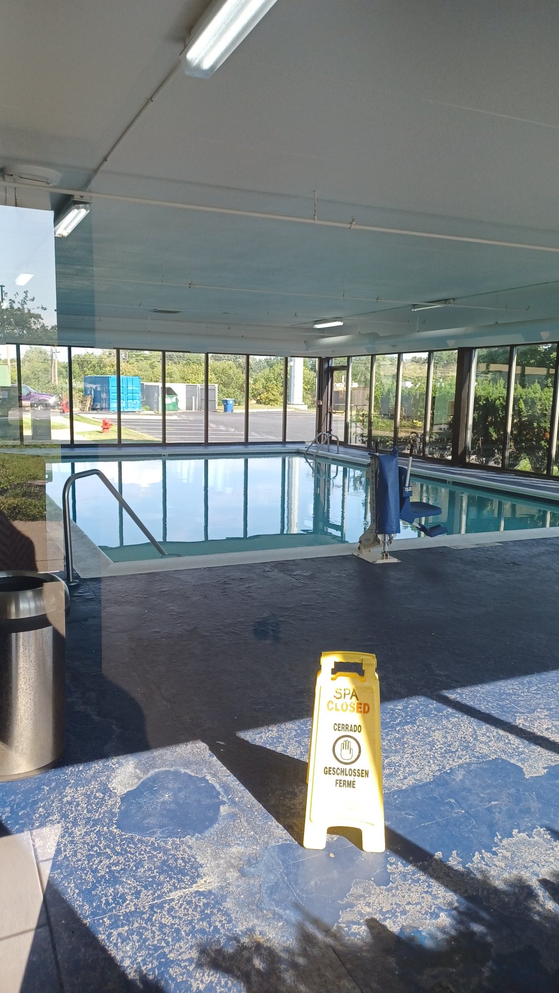 Fairfield Inn Ann Arbor-泳池