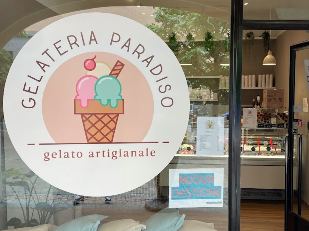 Gelateria Pokeria Paradiso