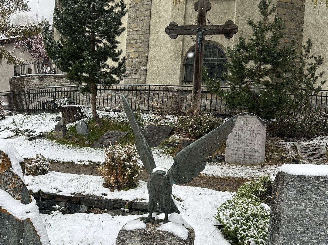 Mountaineers' Cemetery-策马特必去景点