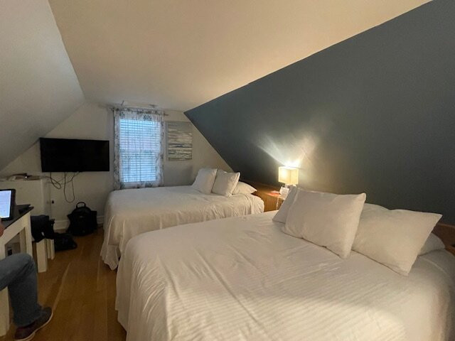 Silver Lining Inn & Motel主图