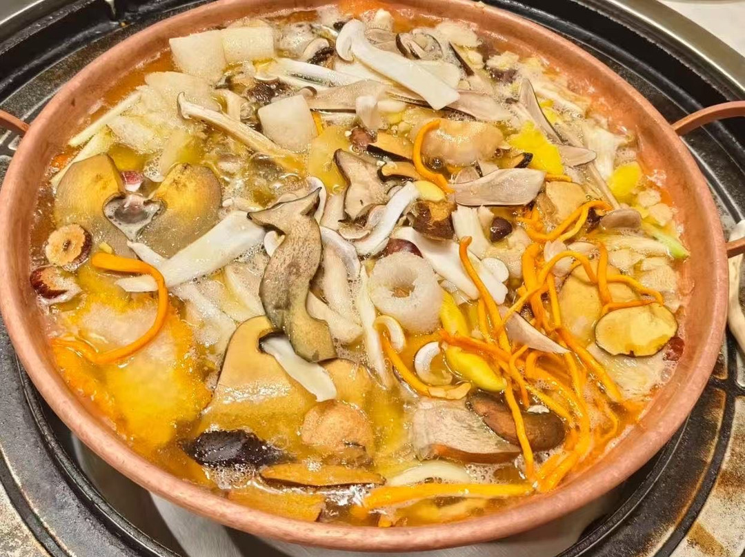 南诏林公坊鲜菌火锅