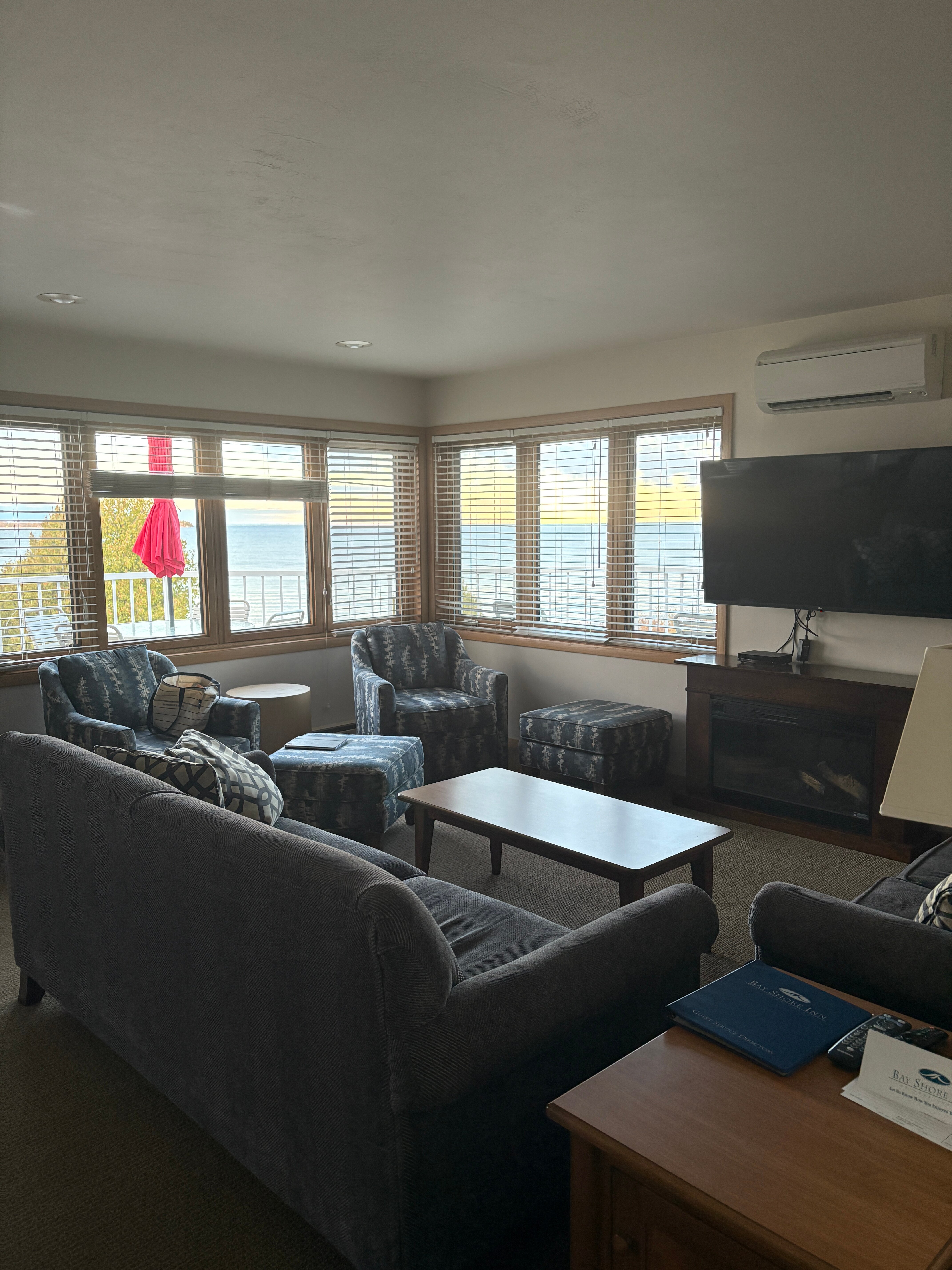 Bay Shore Inn-官方