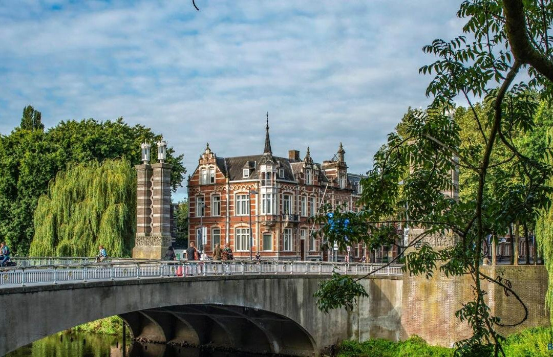 Bossche Suites Stationsweg主图