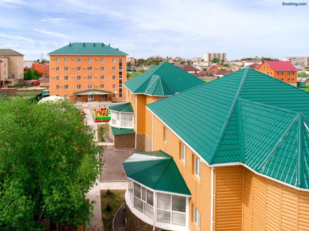 Green Which Tourist BOROVOE主图