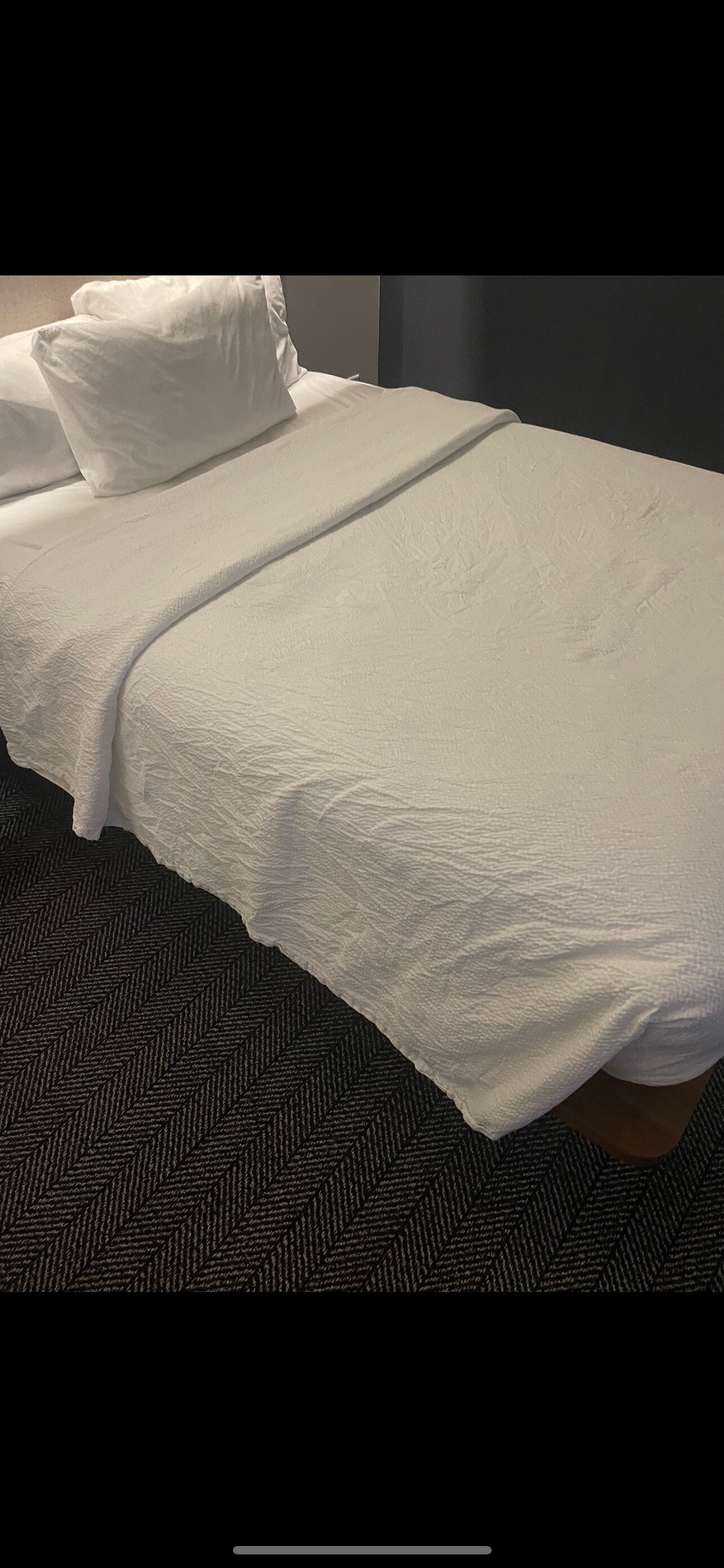 Courtyard Charlotte Waverly-客卧