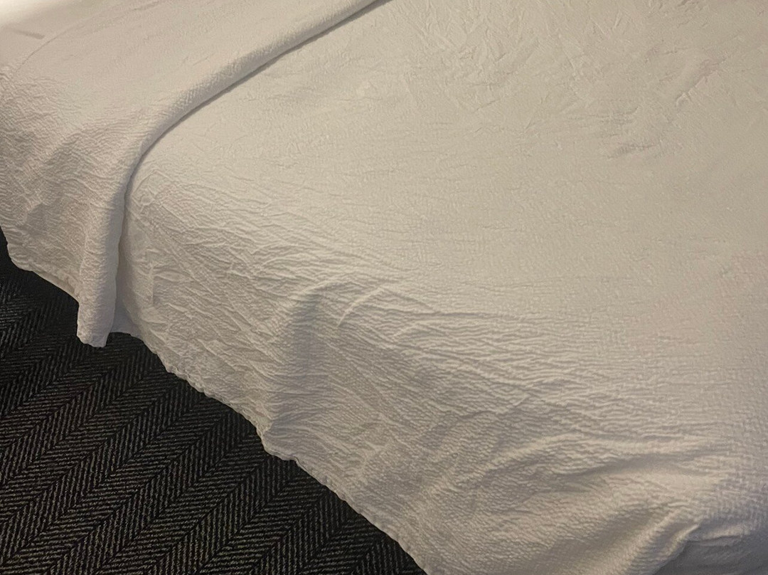 Courtyard Charlotte Waverly主图