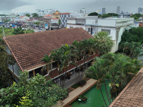 拉维拉酒店主图