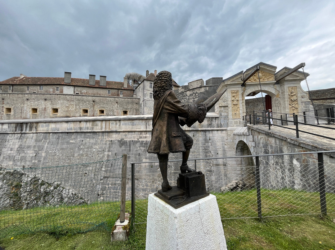 Chateau de Joux-La Cluse-et-Mijoux必去景点