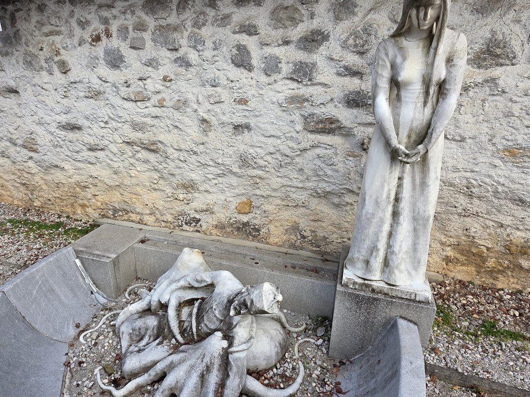 Khislstein Castle and Country Mansion-Kranj必去景点