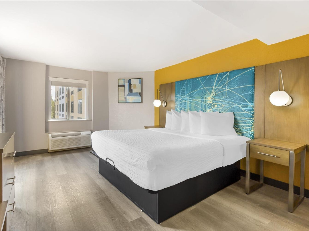 Best Western Plus Raleigh Crabtree Valley Hotel