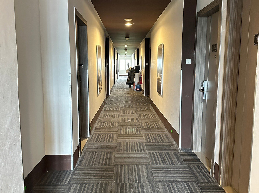 Hotel Neo Candi Simpang Lima - Semarang主图