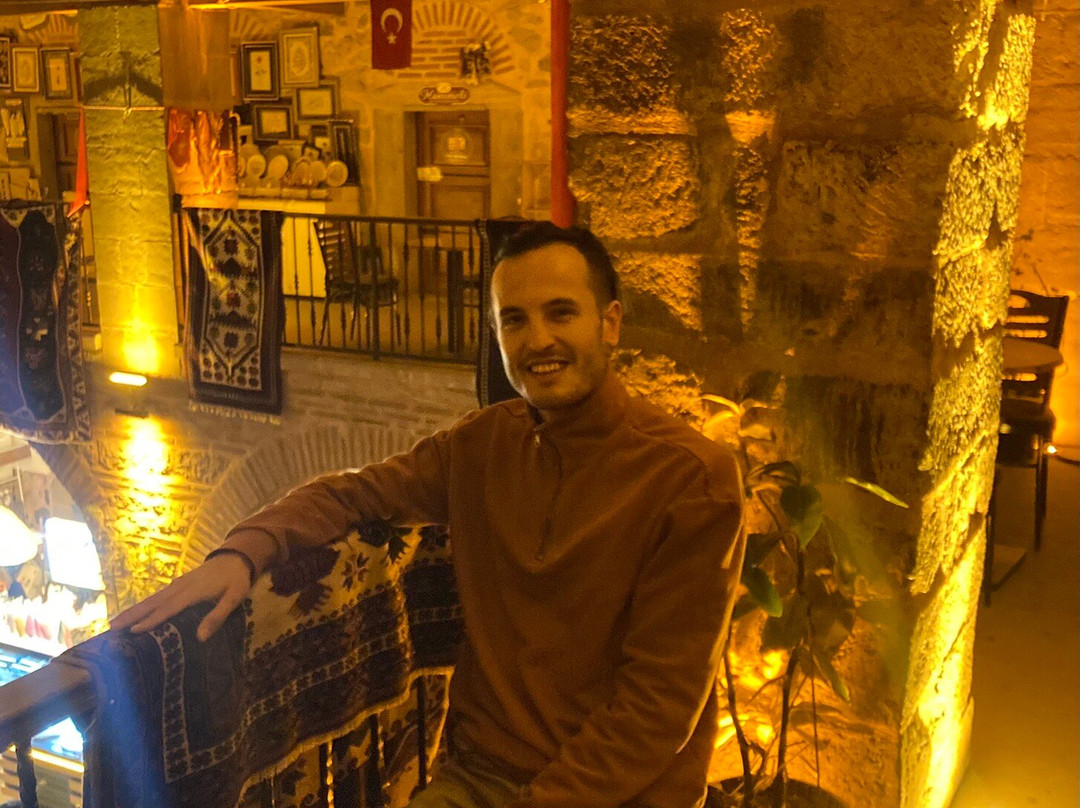 Tarihi Taşhan Alem-i Çarşı-Afyonkarahisar必去景点