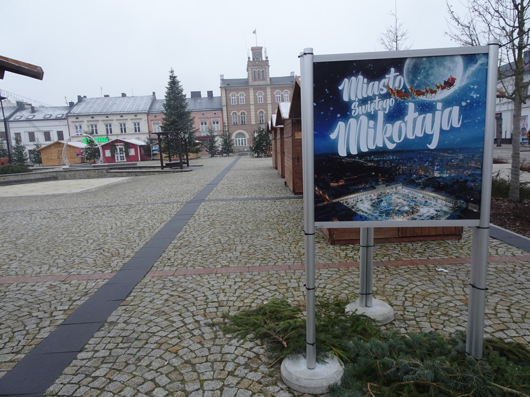 Old Market Square-Skierniewice必去景点
