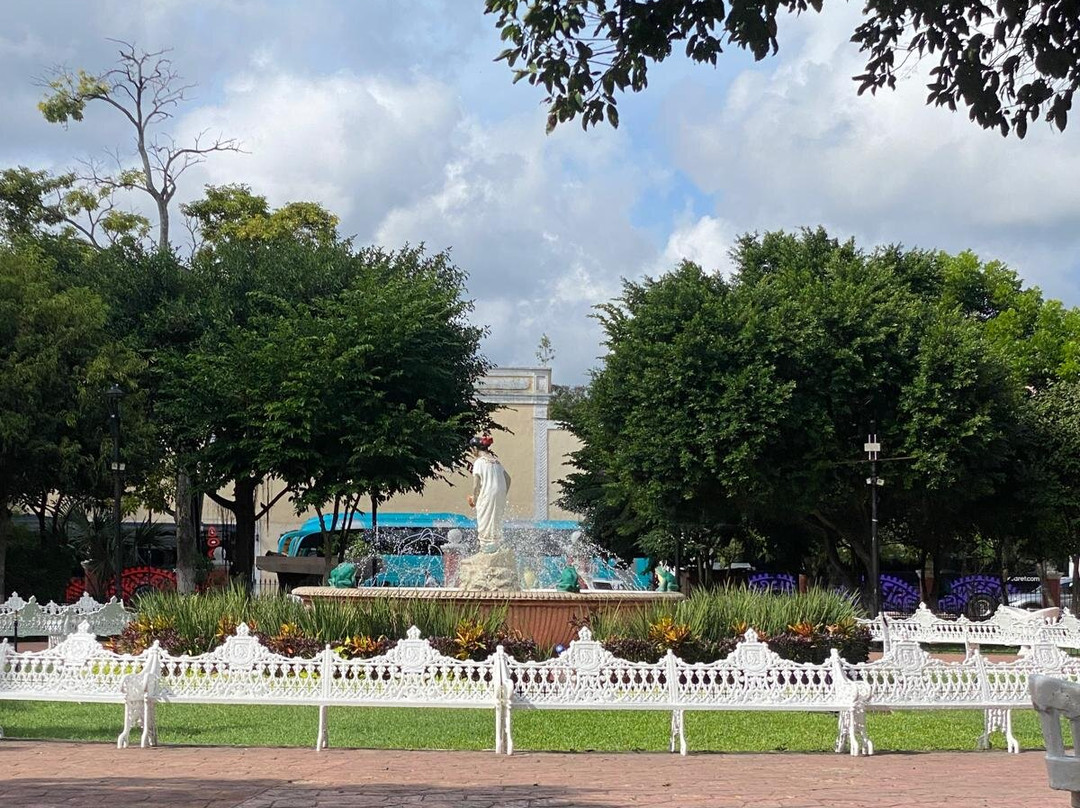Plaza e Parque Francisco Canton-巴利亚多利德必去景点